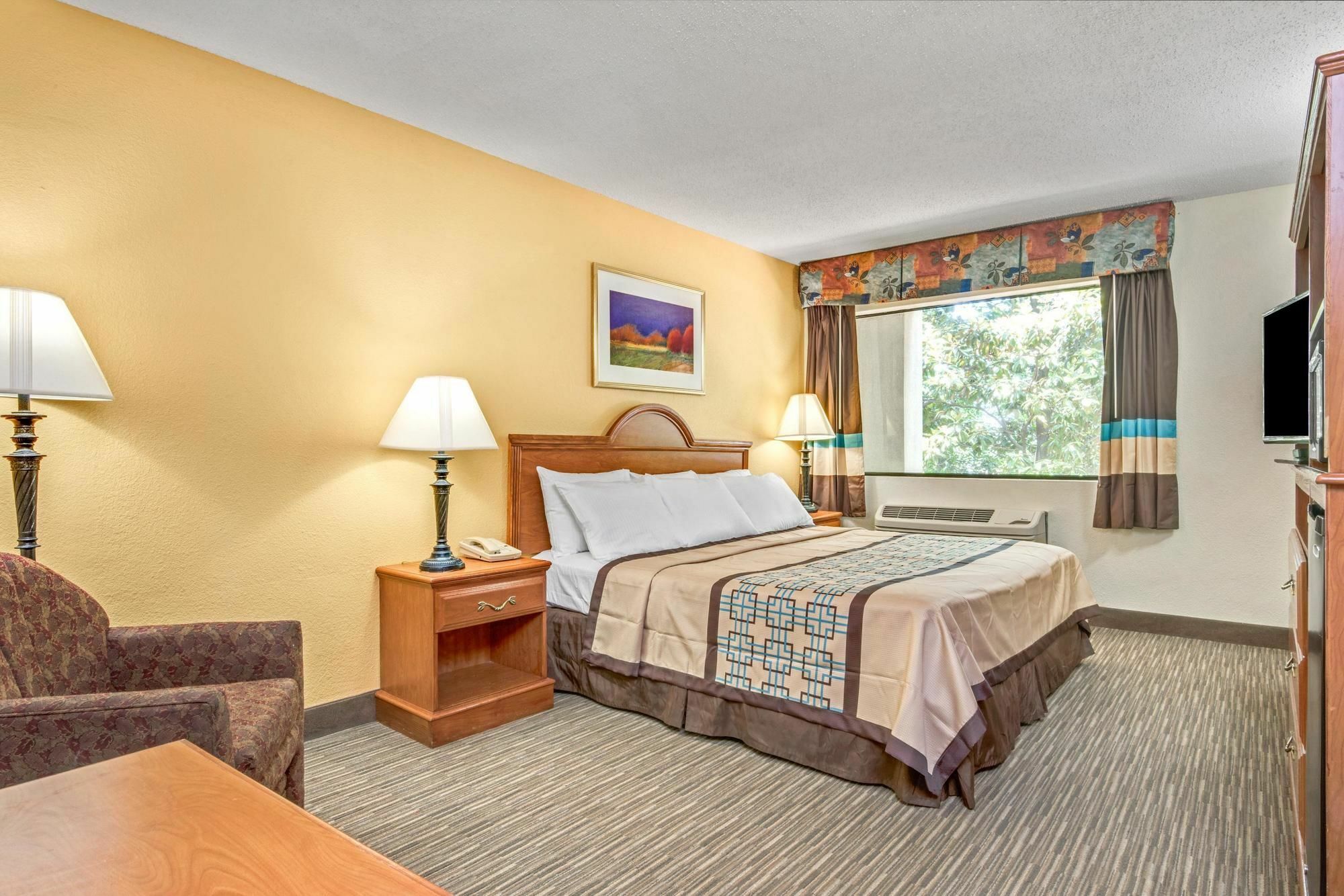 Hotel The Longleaf Raleigh